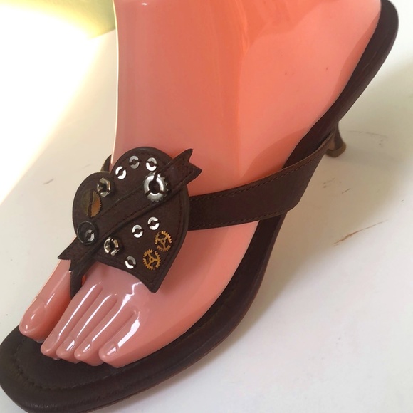 Brown Prada Kitten Heel Thong Sandals - Picture 2 of 13
